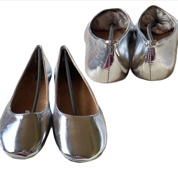 Kali Footwear Pala Ballet Flats - Picture 3 of 7